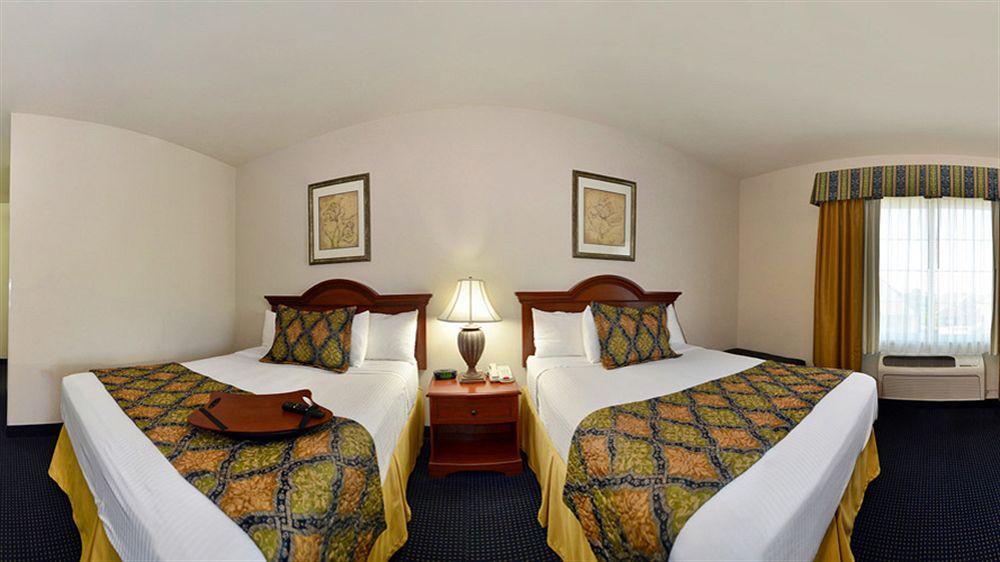 Hotel Western Dallas Inn&suites Lake Dallas