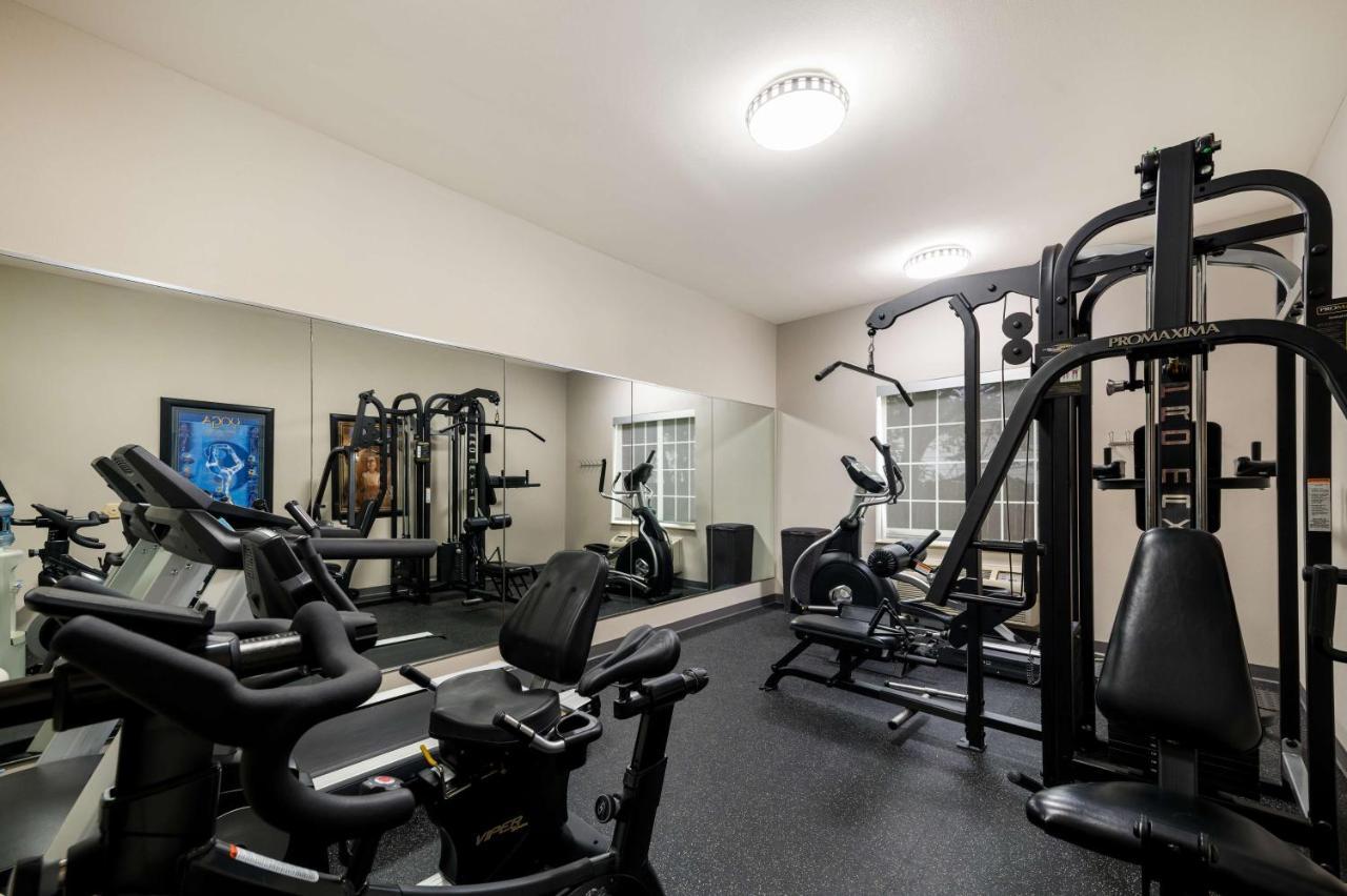 Western Dallas & Hotel 3*