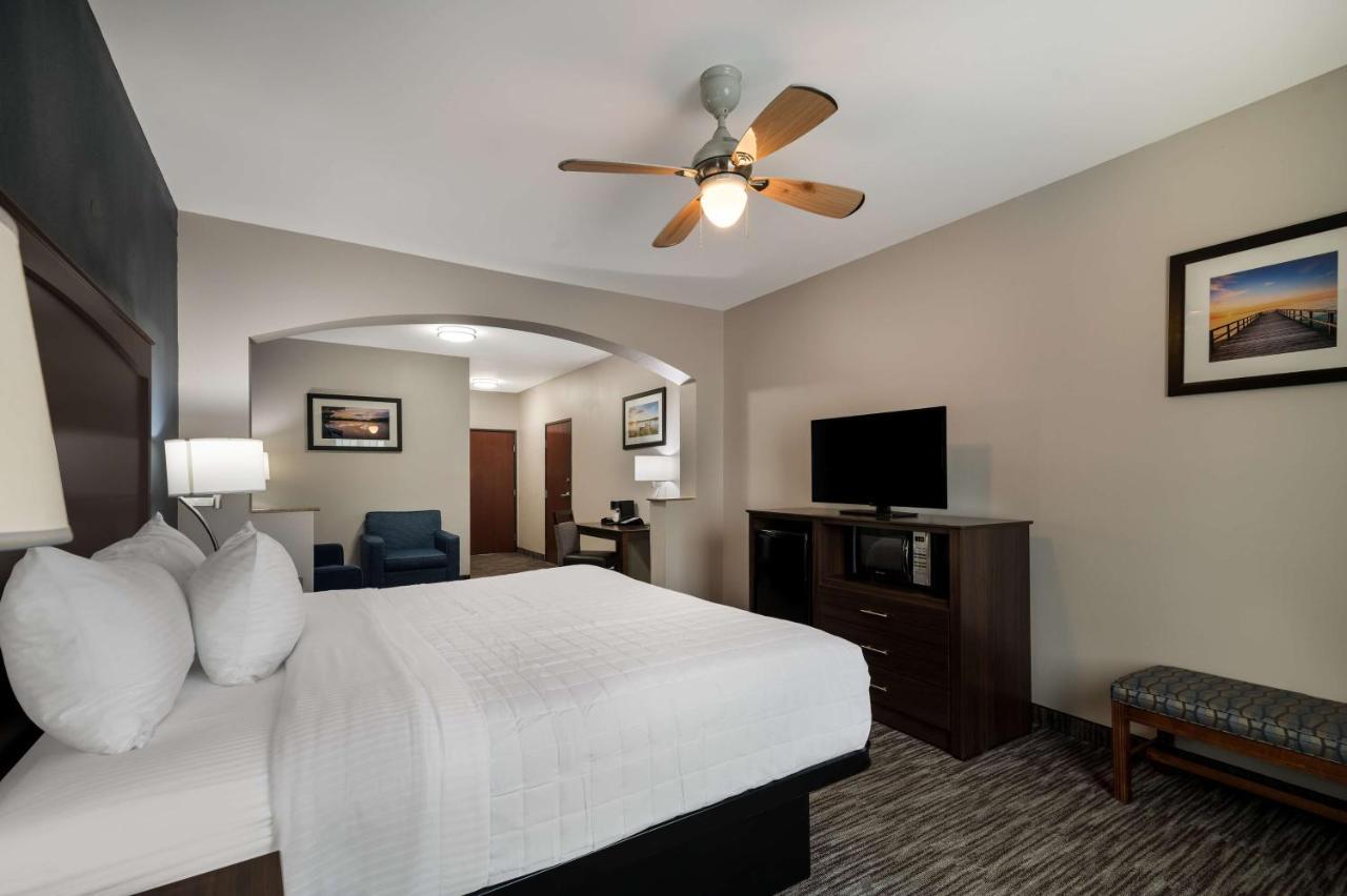 Hotel Western Dallas Inn&suites 3*