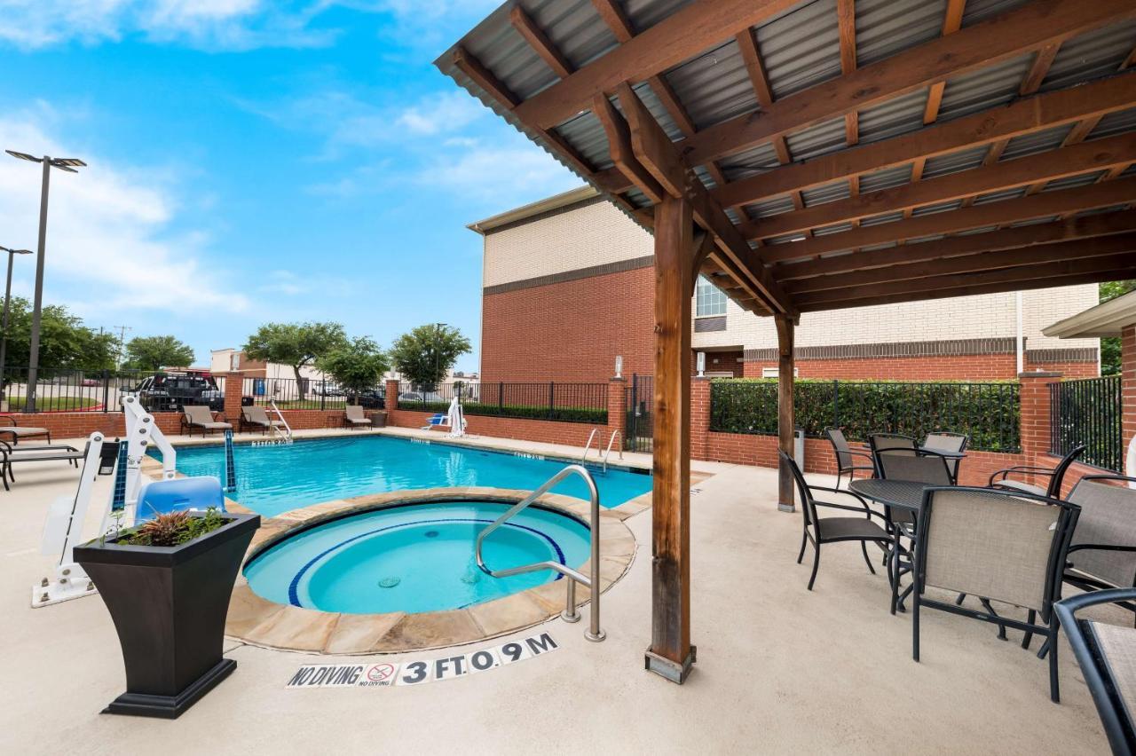 Western Dallas Inn&suites Lake Dallas