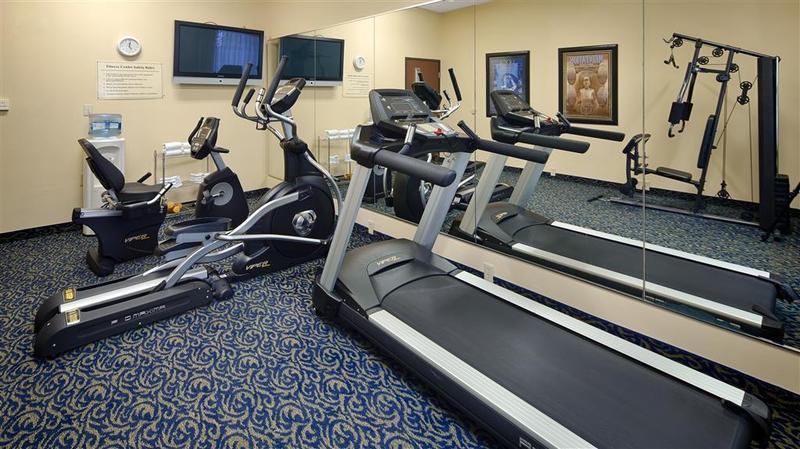Western Dallas Inn&suites 3*
