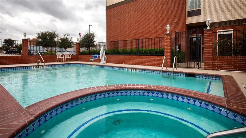 Western Dallas Inn&suites Hotel